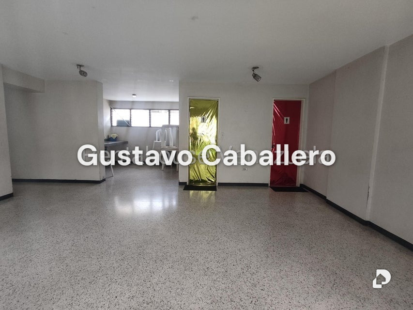Apartamento en La Urbina, Caracas – 9