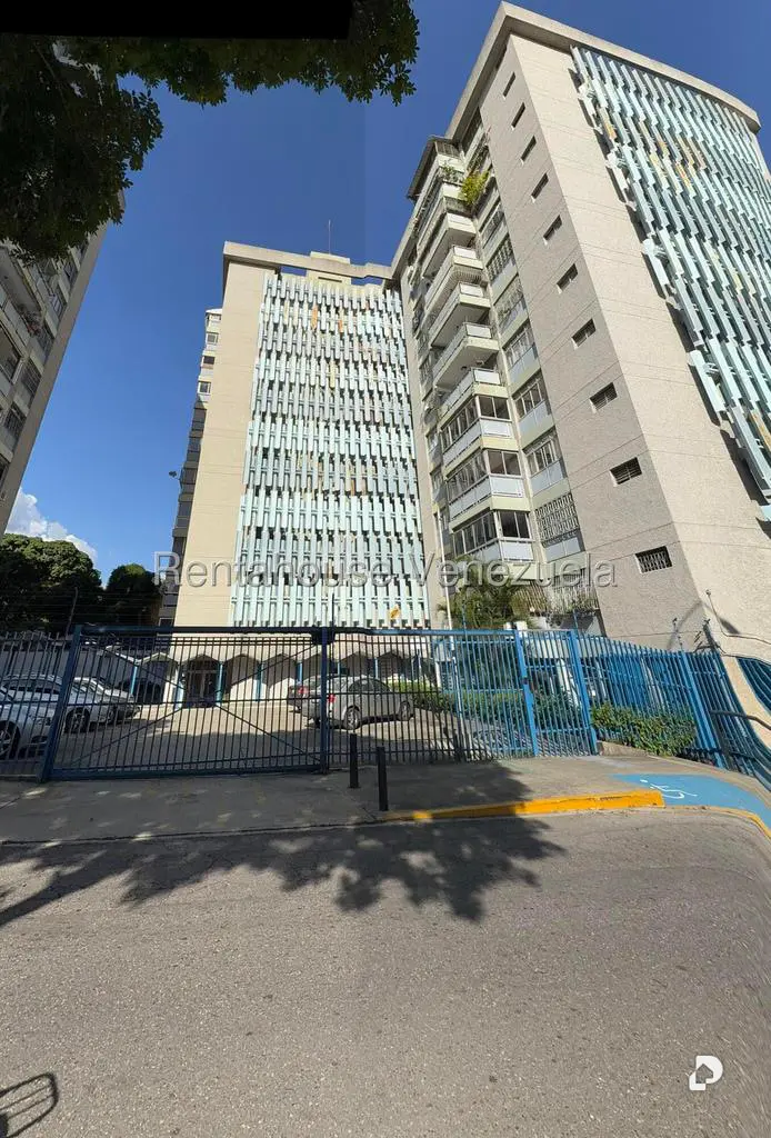 Apartamento en Altamira Sur, Caracas – 1