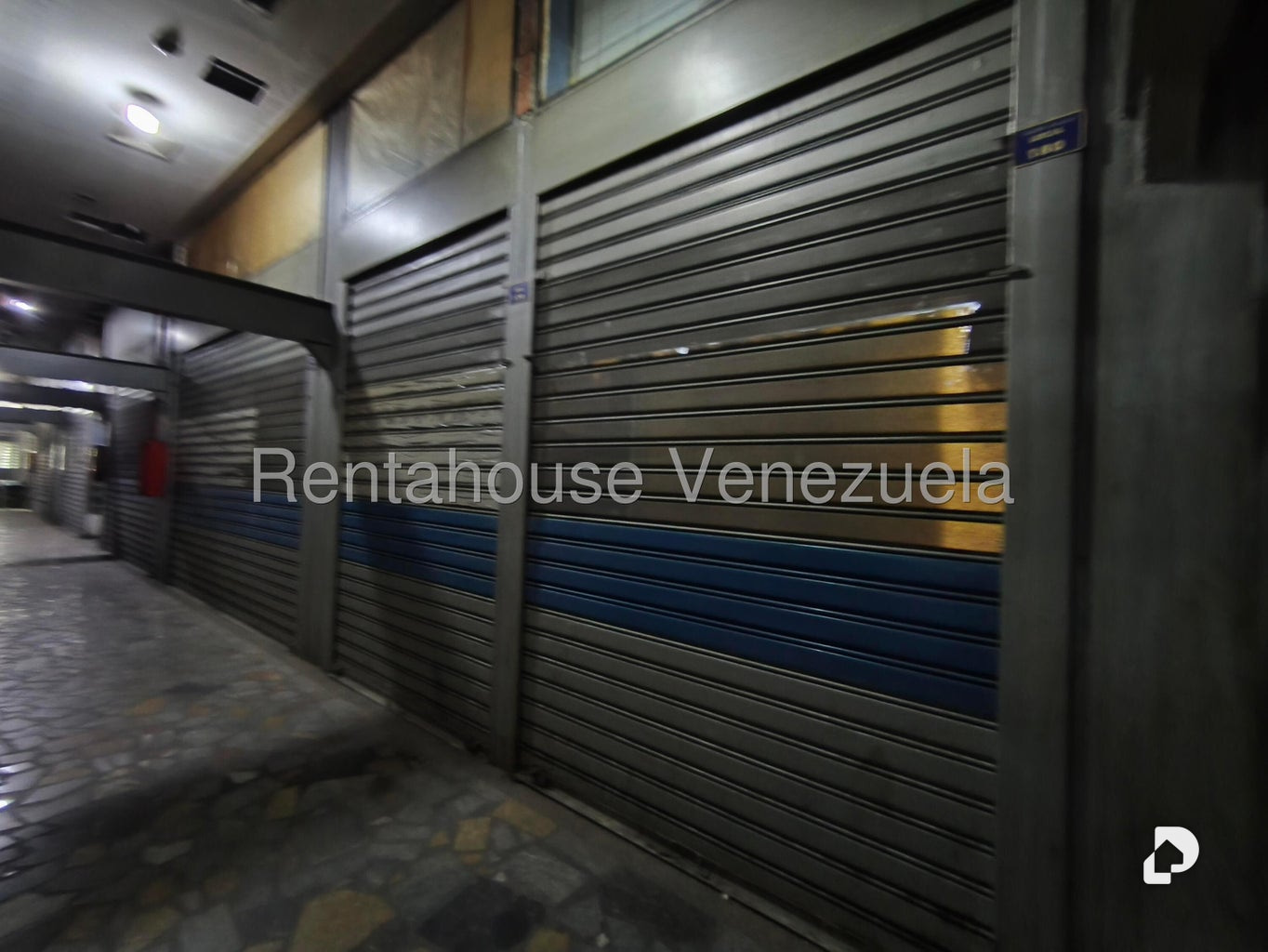 Local comercial en Parroquia Santa Rosalía, Caracas – 20