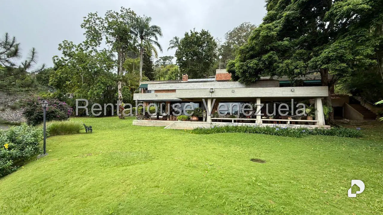 Casa en Oripoto, Caracas – 21