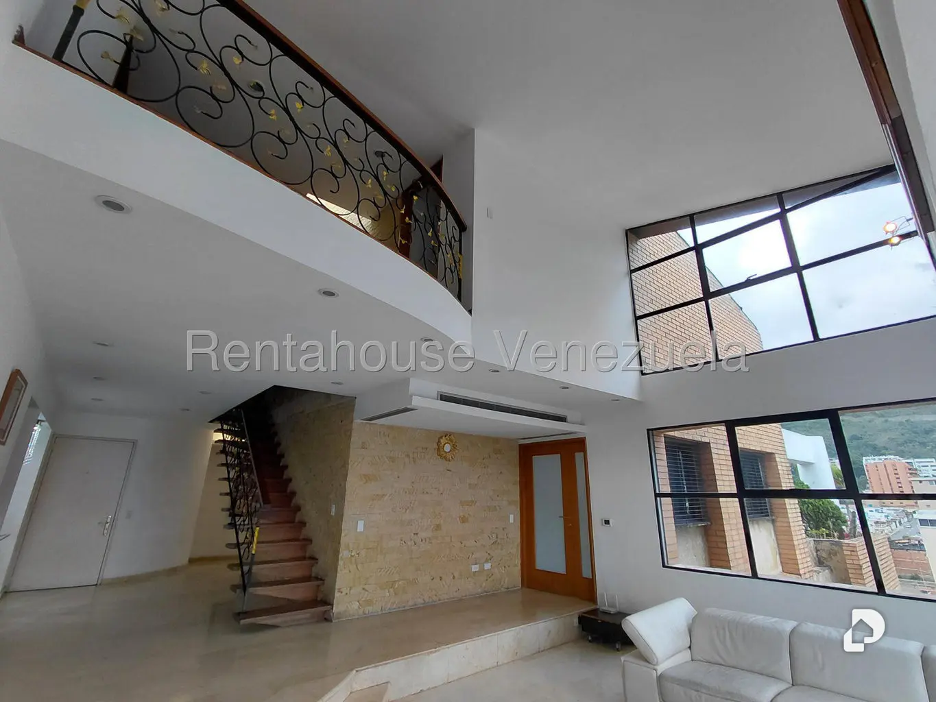 Penthouse en Los Dos Caminos, Caracas – 10