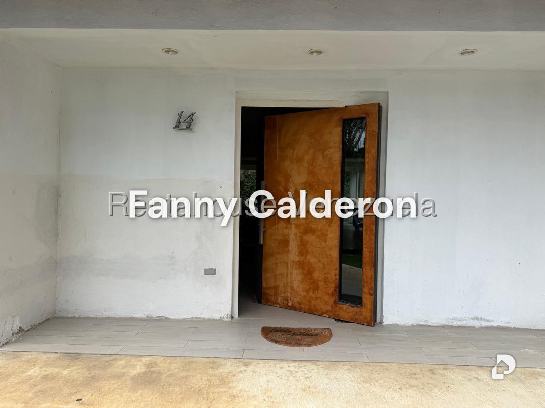 Casa en Santa Gertrudis, Caracas – 2