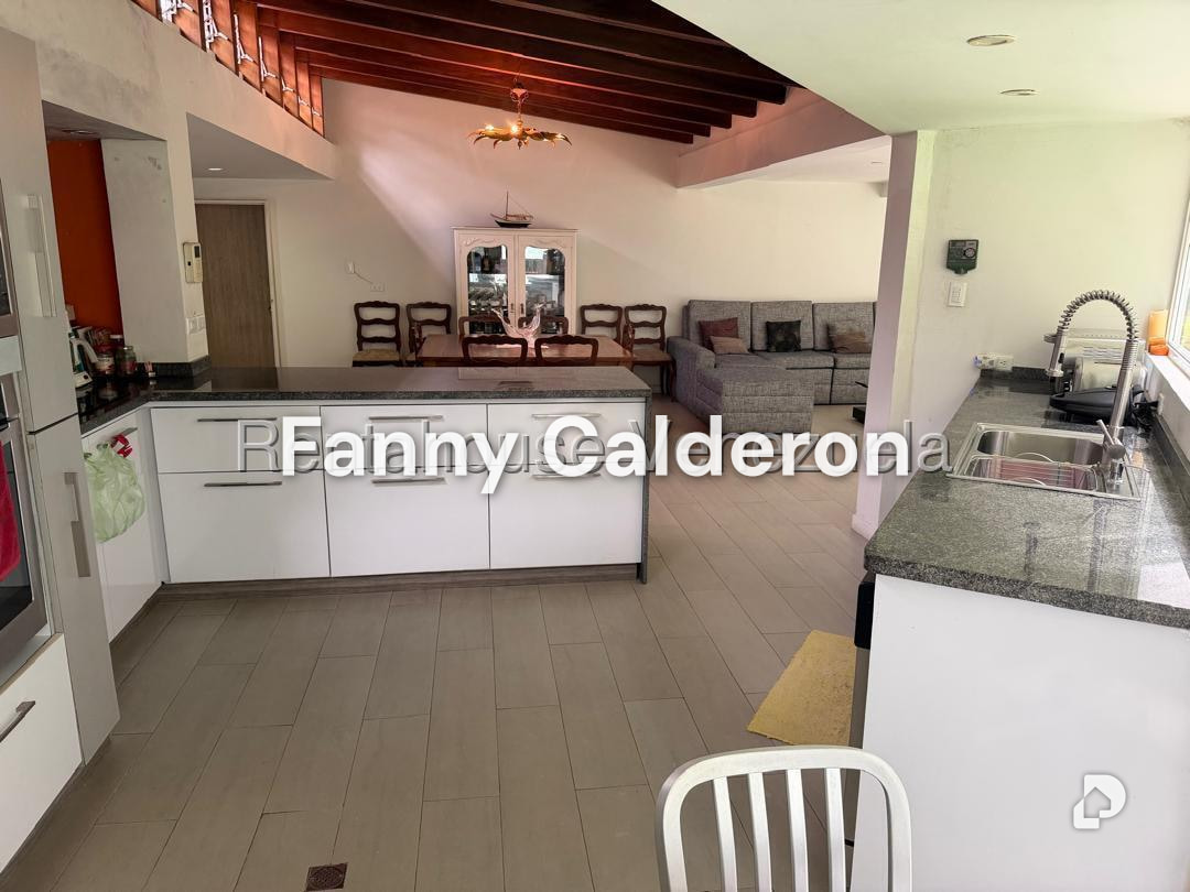 Casa en Santa Gertrudis, Caracas – 11