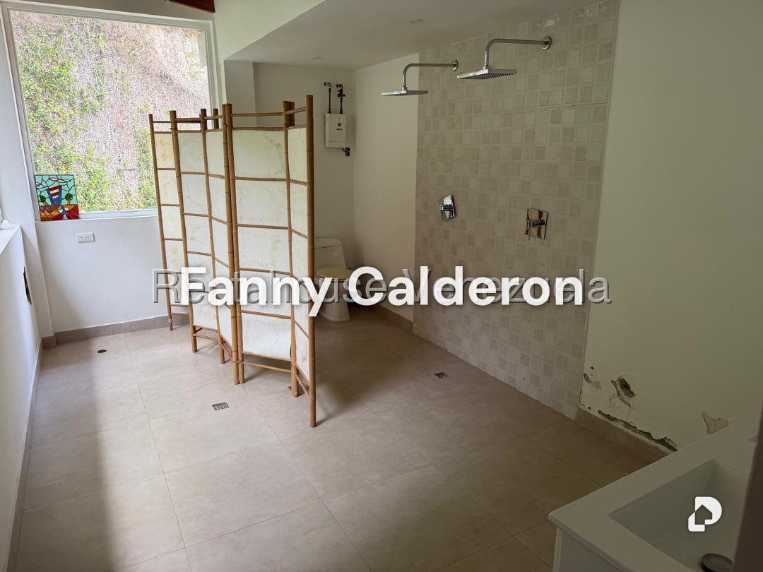 Casa en Santa Gertrudis, Caracas – 26