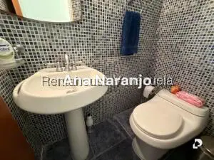 Casa en Alto Prado, Caracas – 22