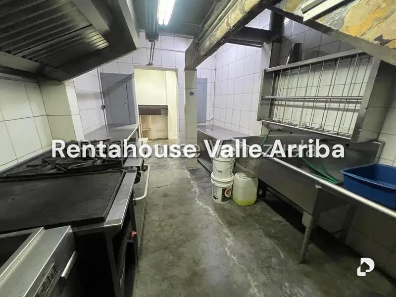 Local comercial en El Hatillo, Caracas – 16