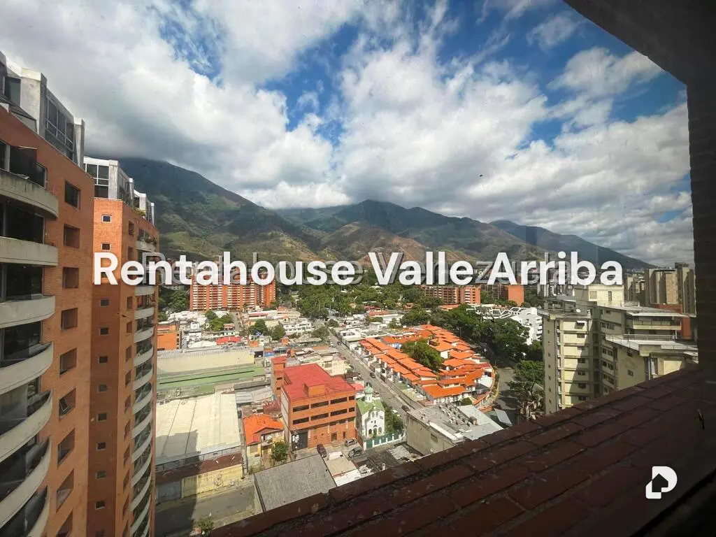 Oficina en Los Dos Caminos, Caracas – 8