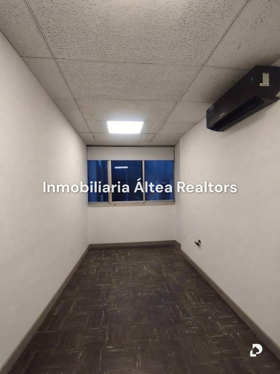 Oficina en Chacao, Caracas – 8
