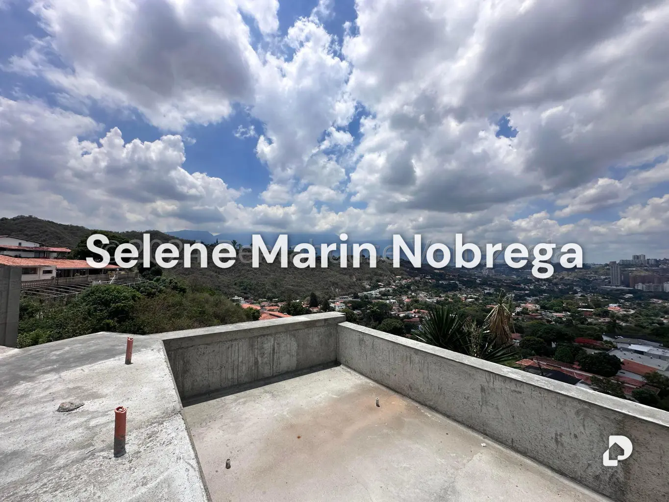 House in Prados del Este, Caracas – 22