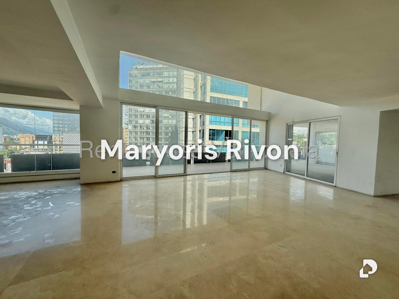 Apartment in Las Mercedes, Caracas – 2