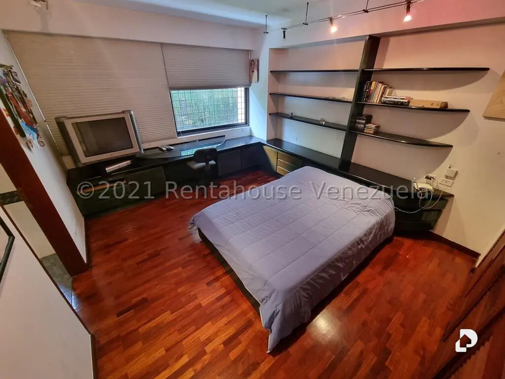 Apartamento en Los Chorros, Caracas – 21