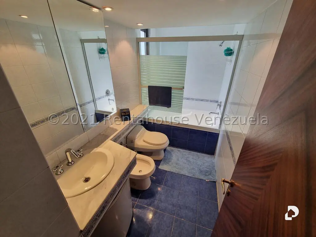 Apartamento en Los Chorros, Caracas – 22