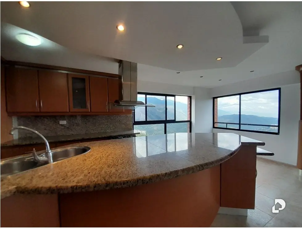 Apartamento en Urb. Miranda, Caracas – 12