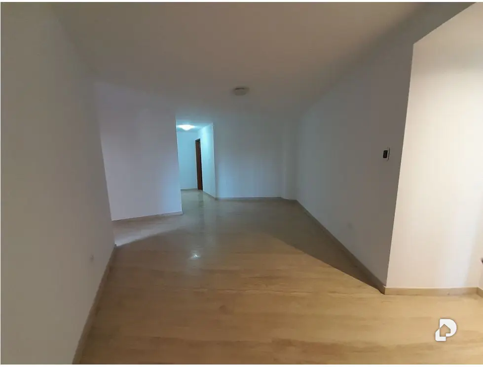 Apartamento en Urb. Miranda, Caracas – 19