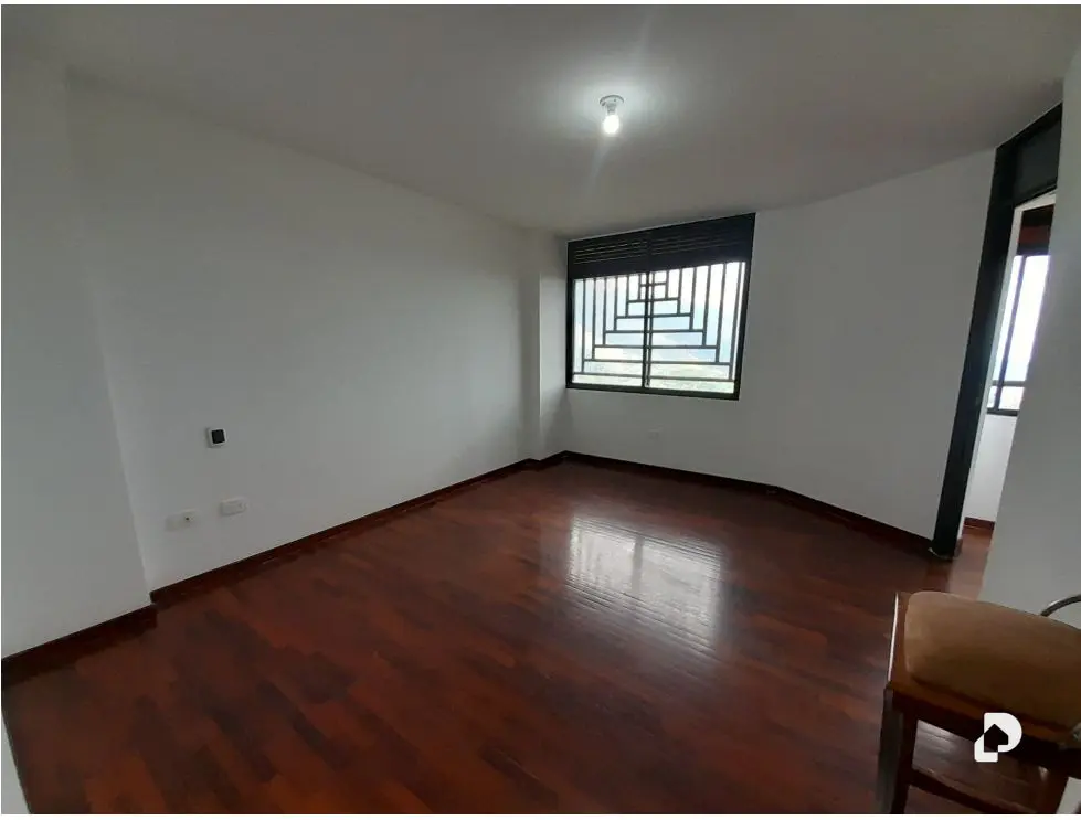 Apartamento en Urb. Miranda, Caracas – 26