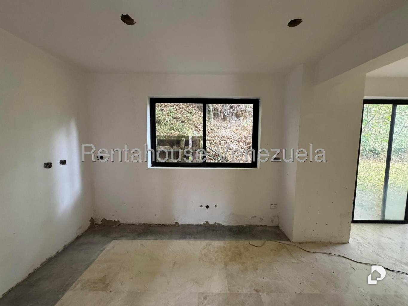 Casa en Oripoto, Caracas – 14