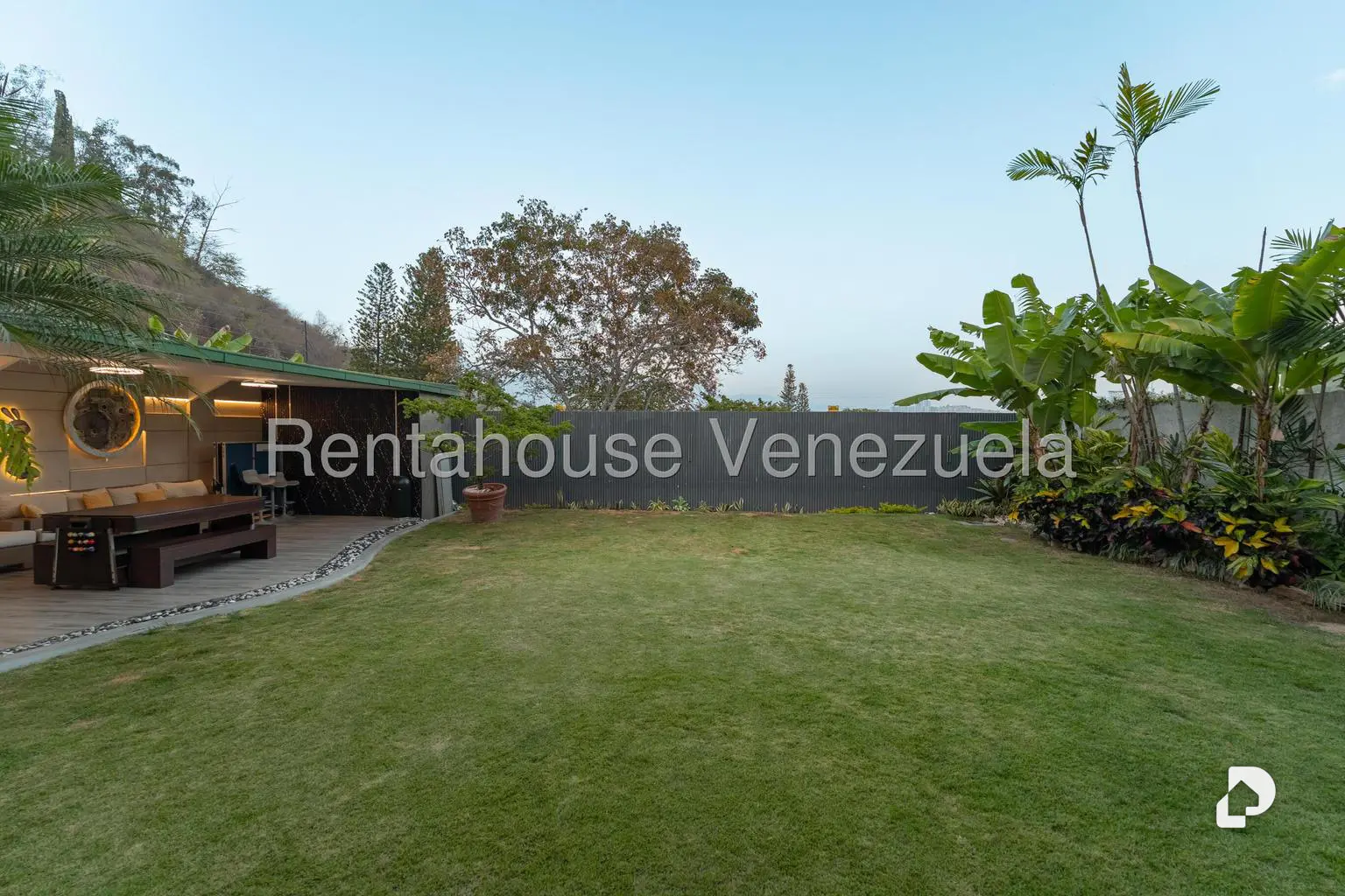 Casa en Prados del Este, Caracas – 26