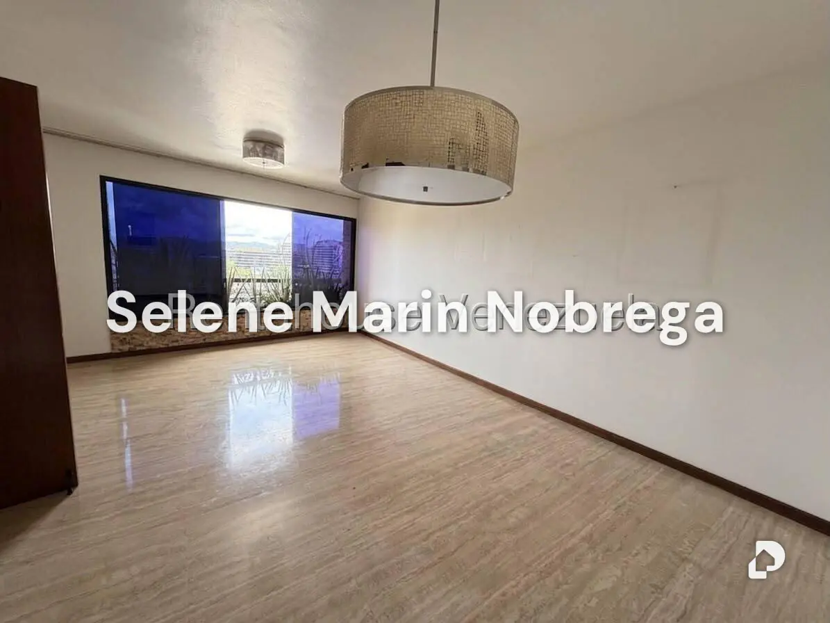 Apartamento en El Rosal, Caracas – 2