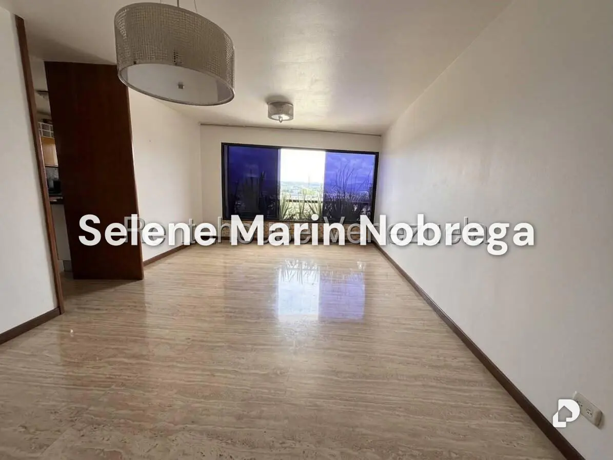 Apartamento en El Rosal, Caracas – 1