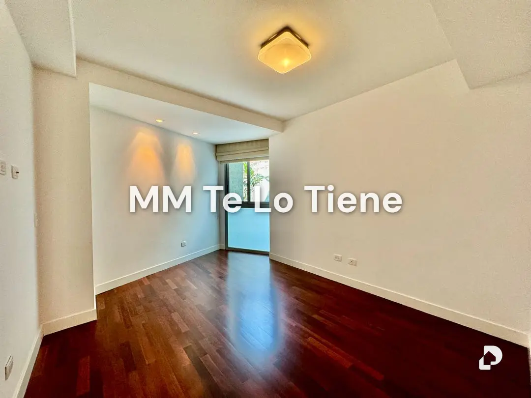 Apartamento en Las Mercedes, Caracas – 13