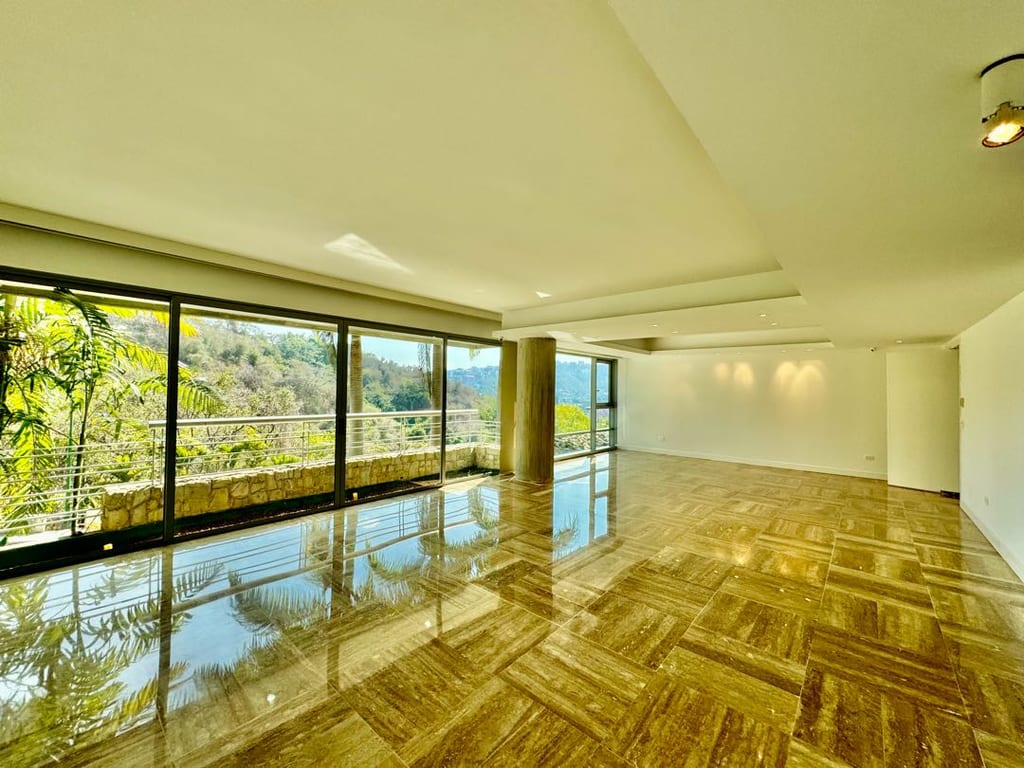 Apartamento en Las Mercedes, Caracas - 1