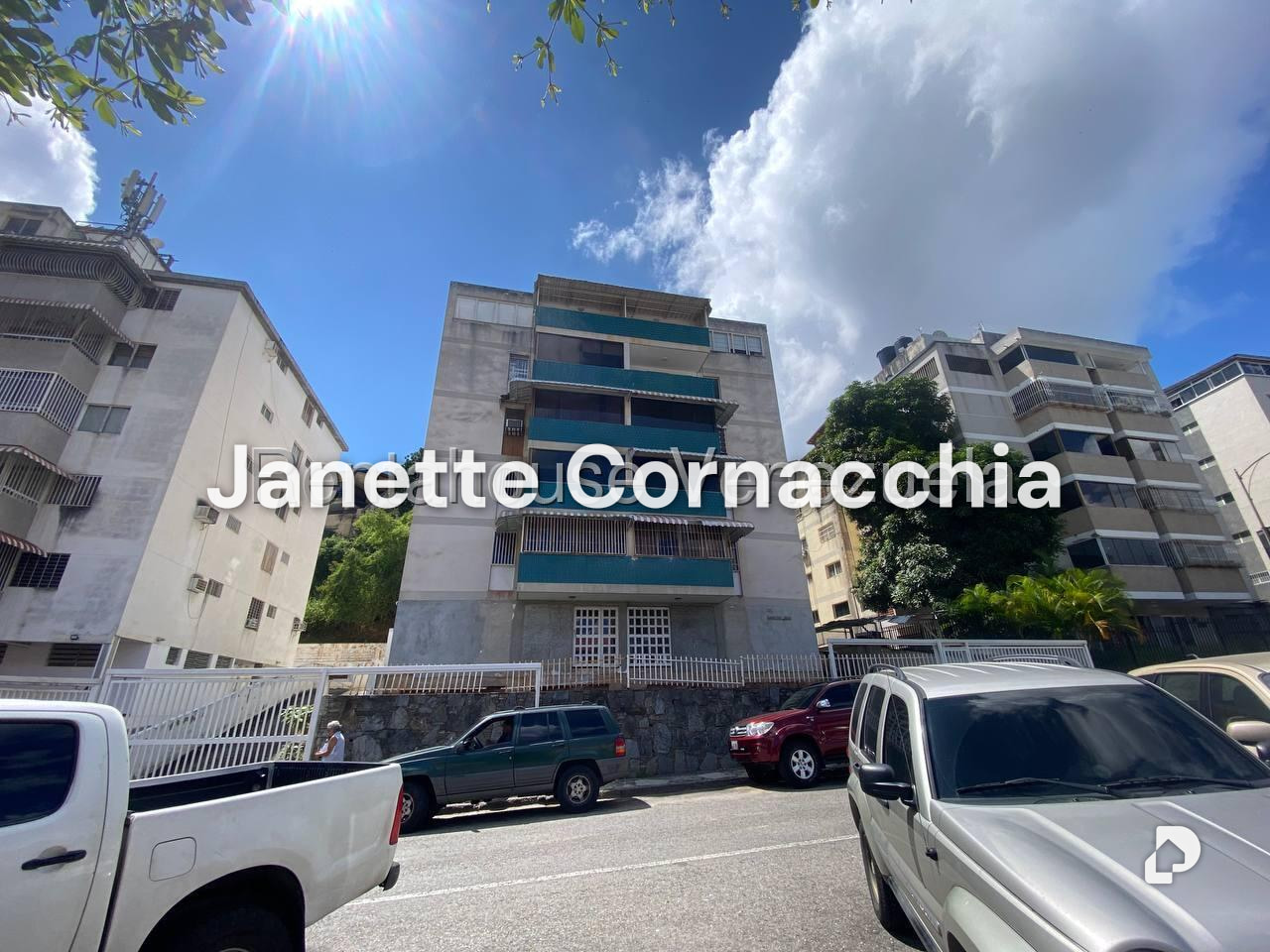 Apartment in Cumbres de Curumo, Caracas – 1
