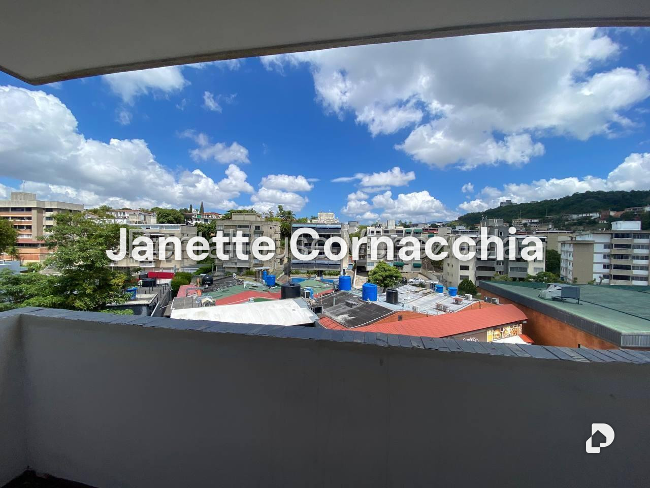 Apartment in Cumbres de Curumo, Caracas – 16