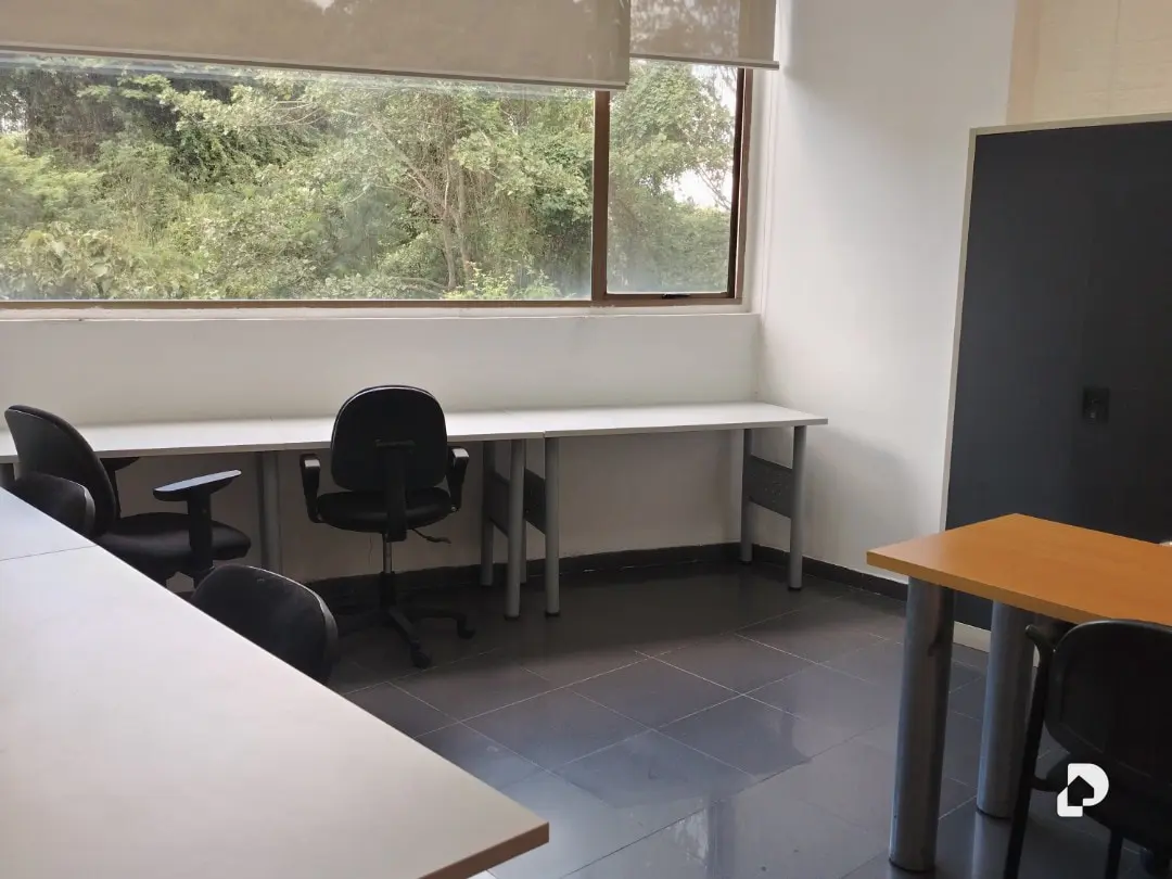 Oficina en Lomas de La Laguntia, Caracas – 5
