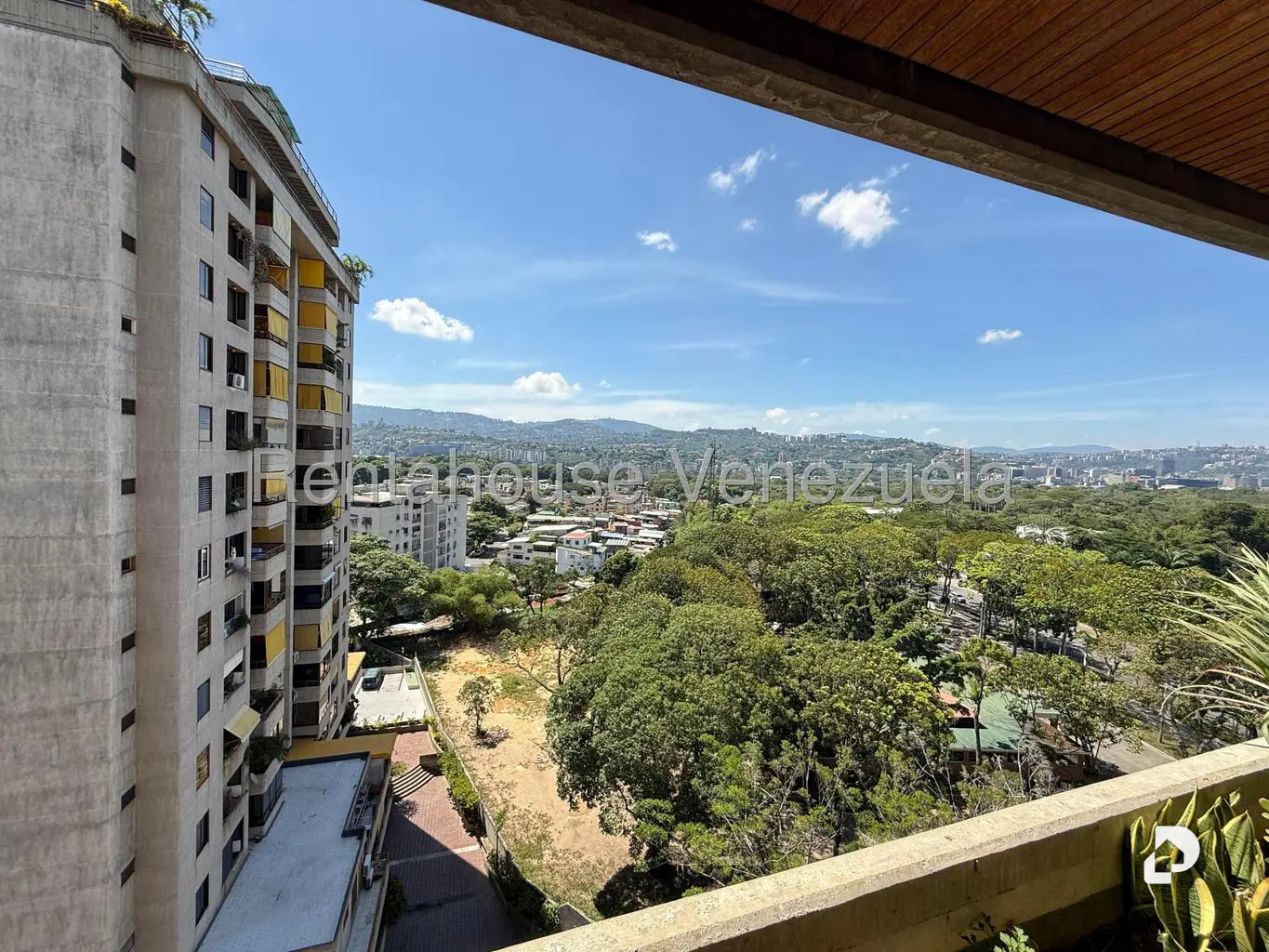 Apartamento en La Carlota, Caracas – 13