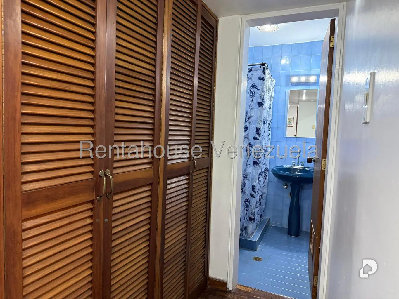 Apartamento en La Carlota, Caracas – 26
