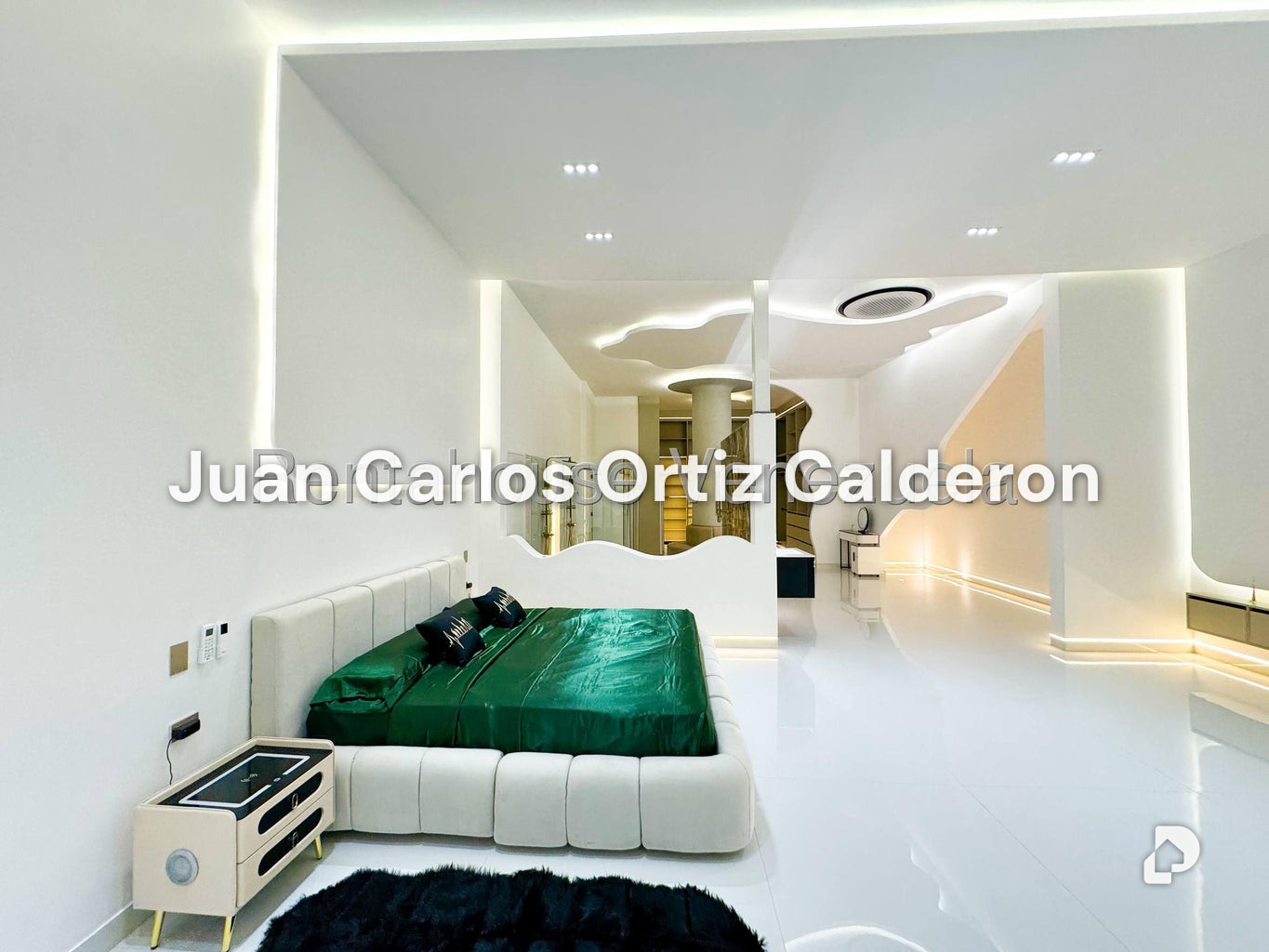 Casa en Cumbres de Curumo, Caracas – 25