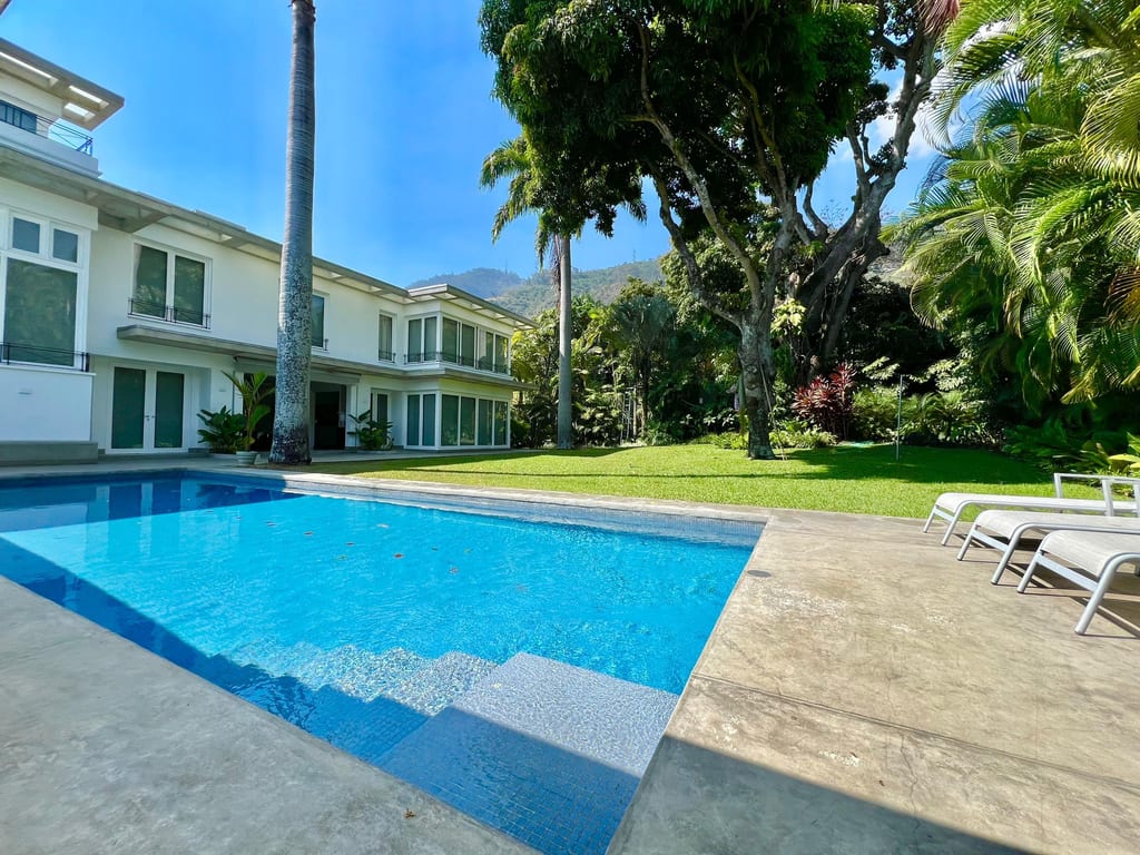 Casa en Country Club, Caracas - 1