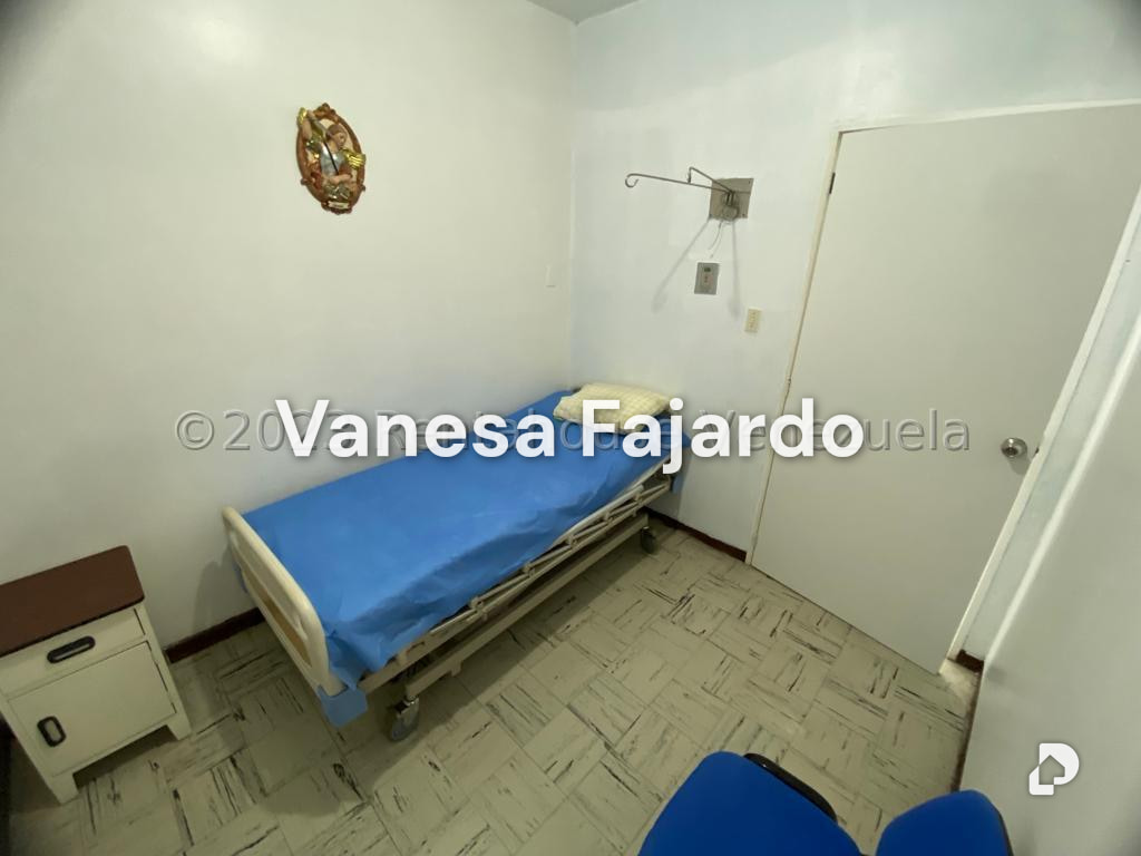 Casa en Santa Mónica, Caracas – 24
