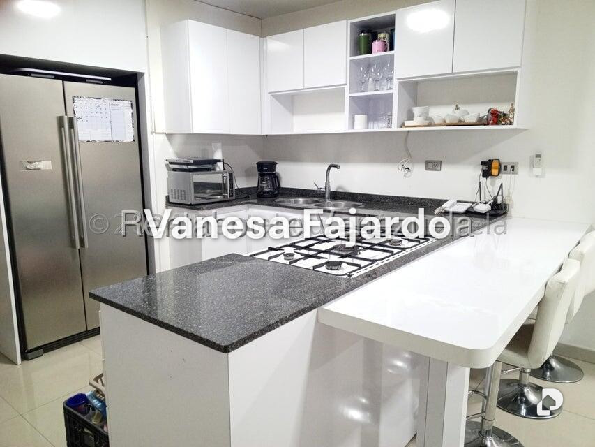Apartamento en Colinas de Bello Monte, Caracas – 9