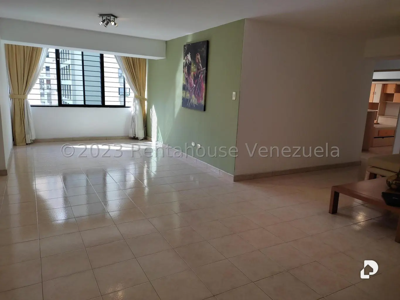 Apartamento en El Cigarral, Caracas – 2