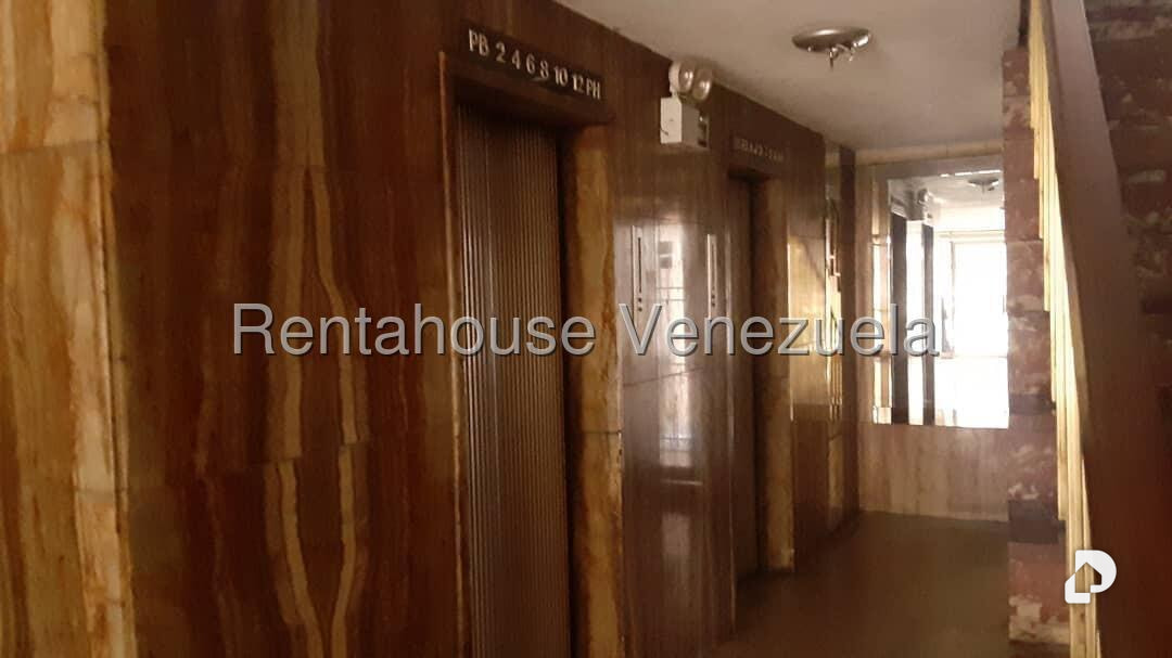 Apartamento en Sabana Grande, Caracas – 16