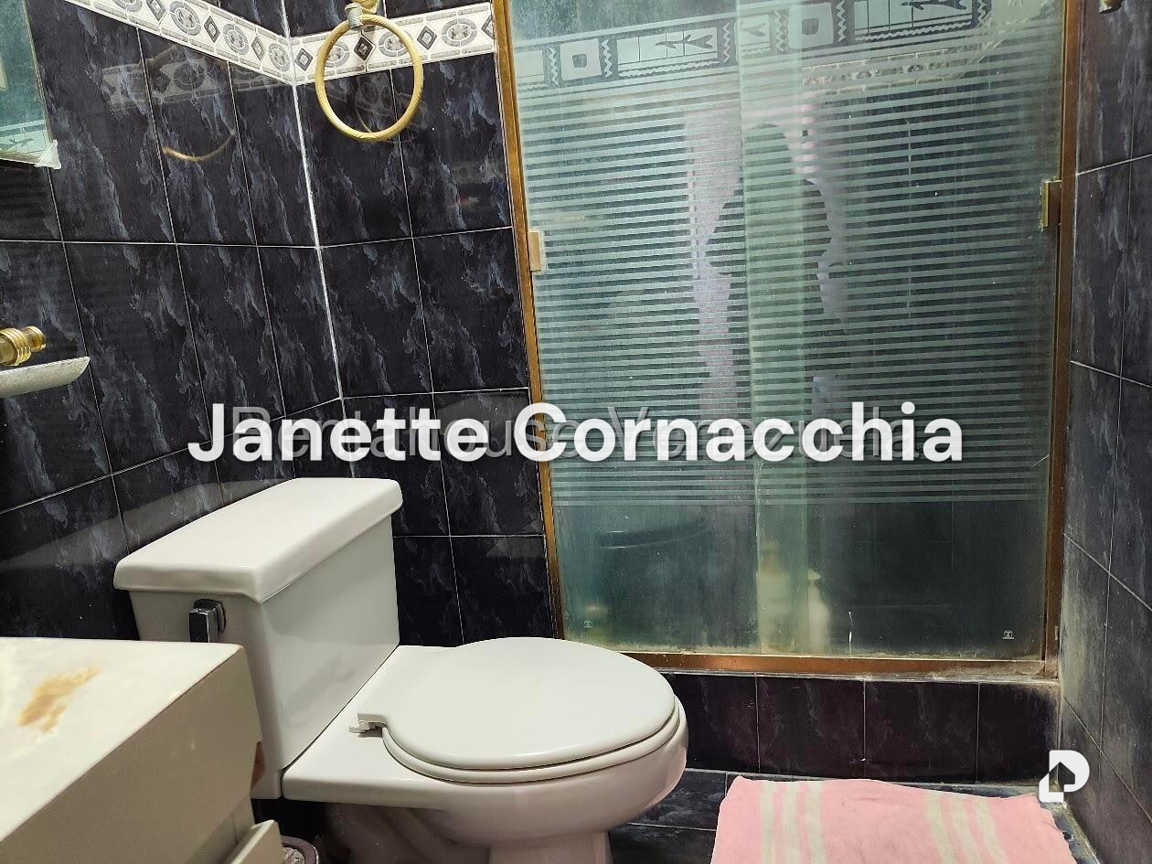 Apartamento en El Rosal, Caracas – 14