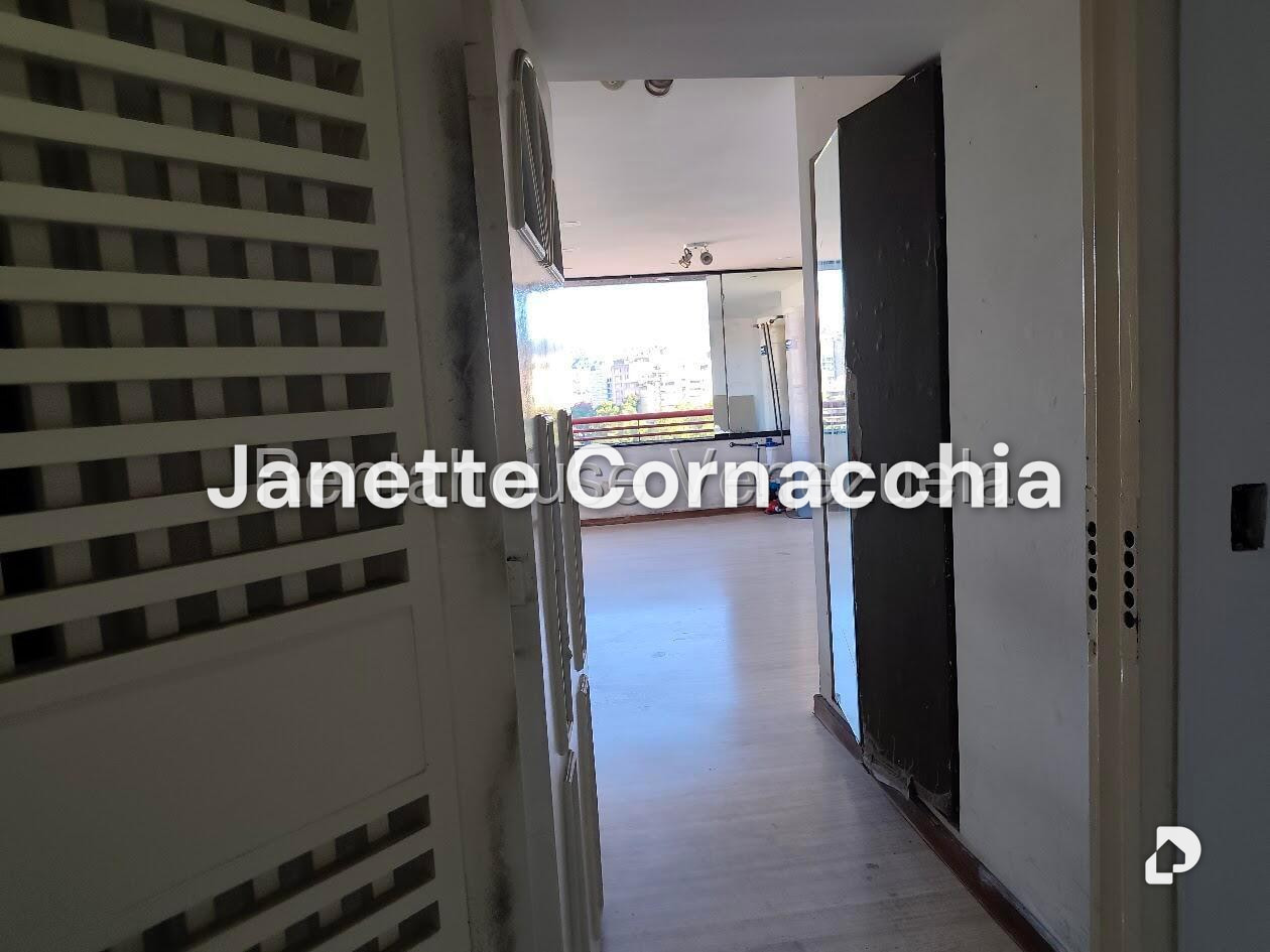 Apartamento en El Rosal, Caracas – 7