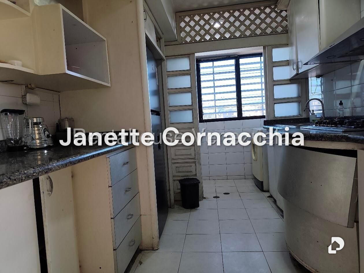 Apartamento en El Rosal, Caracas – 15