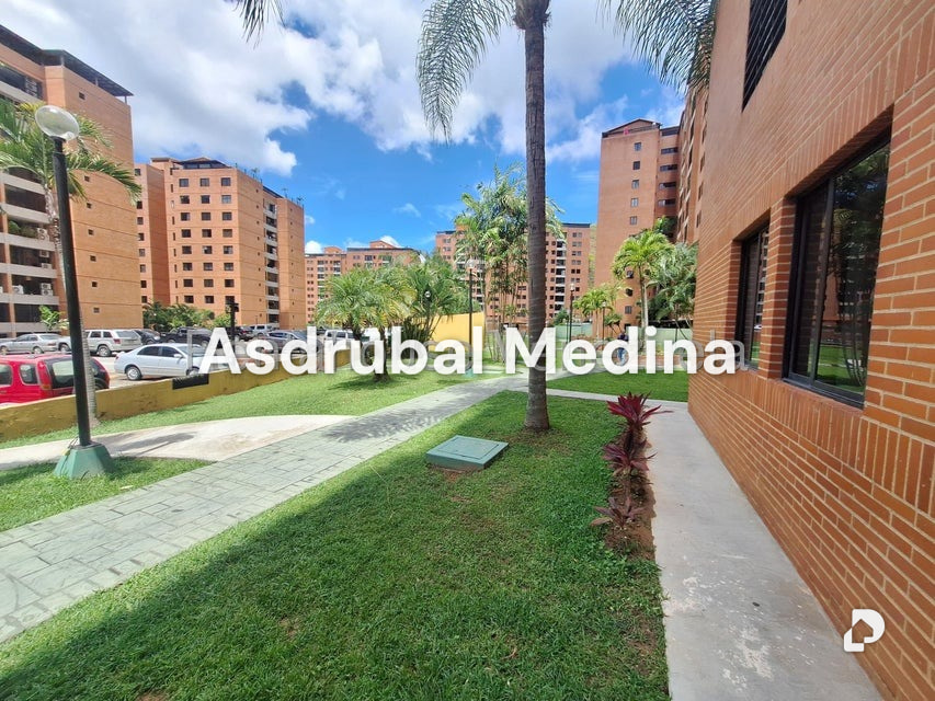Apartamento en Colinas de La Tahona, Caracas – 14