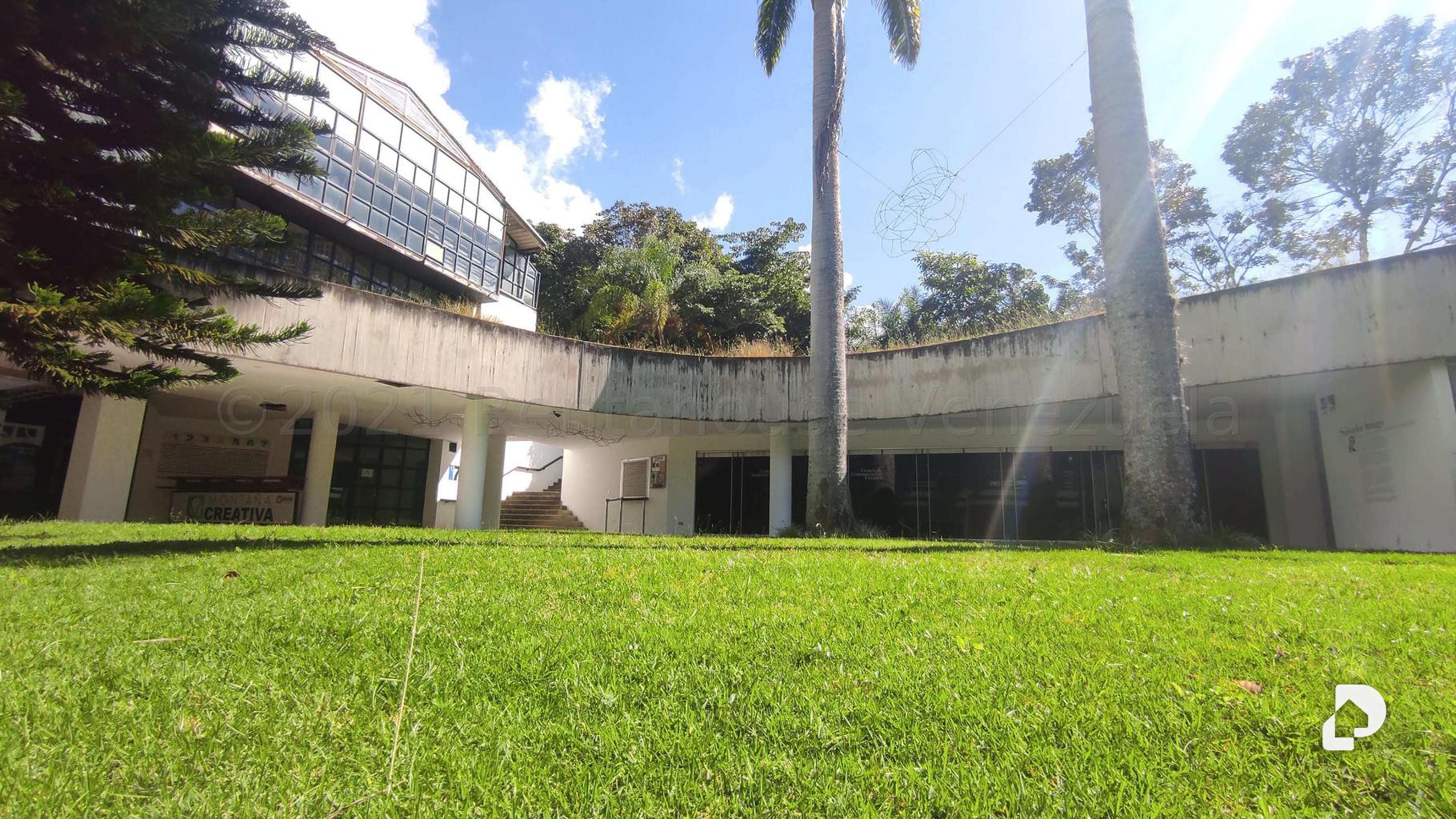 Oficina en Terrazas del Ávila, Caracas – 10