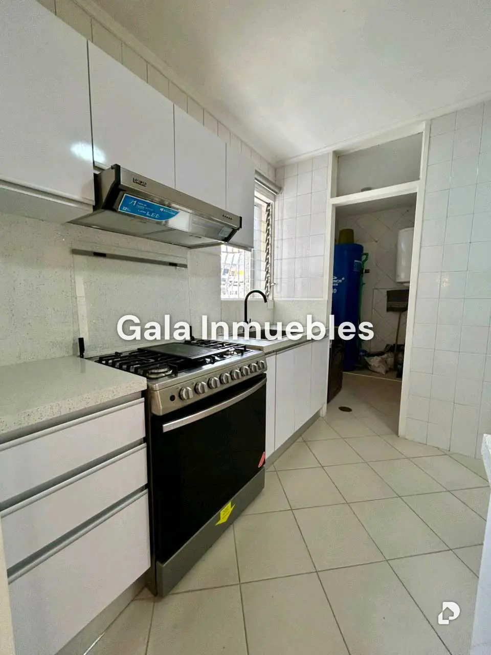 Apartamento en Los Palos Grandes, Caracas – 9