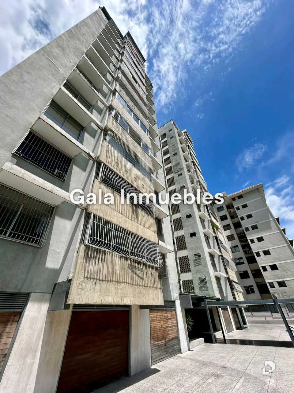 Apartamento en Los Palos Grandes, Caracas – 18