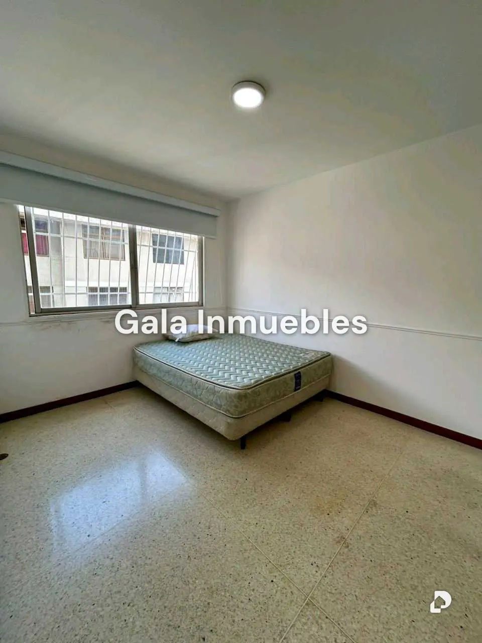 Apartamento en Los Palos Grandes, Caracas – 12