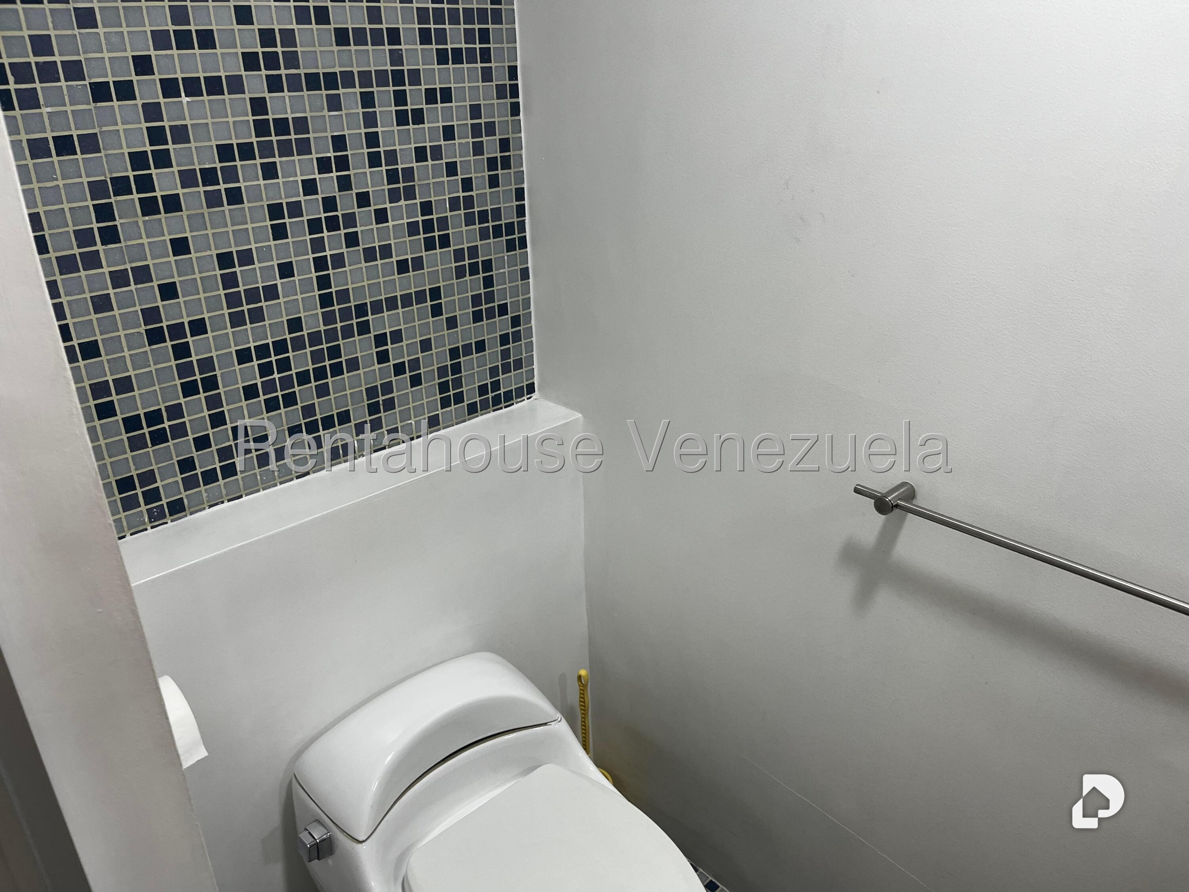Oficina en La Trinidad, Caracas – 8
