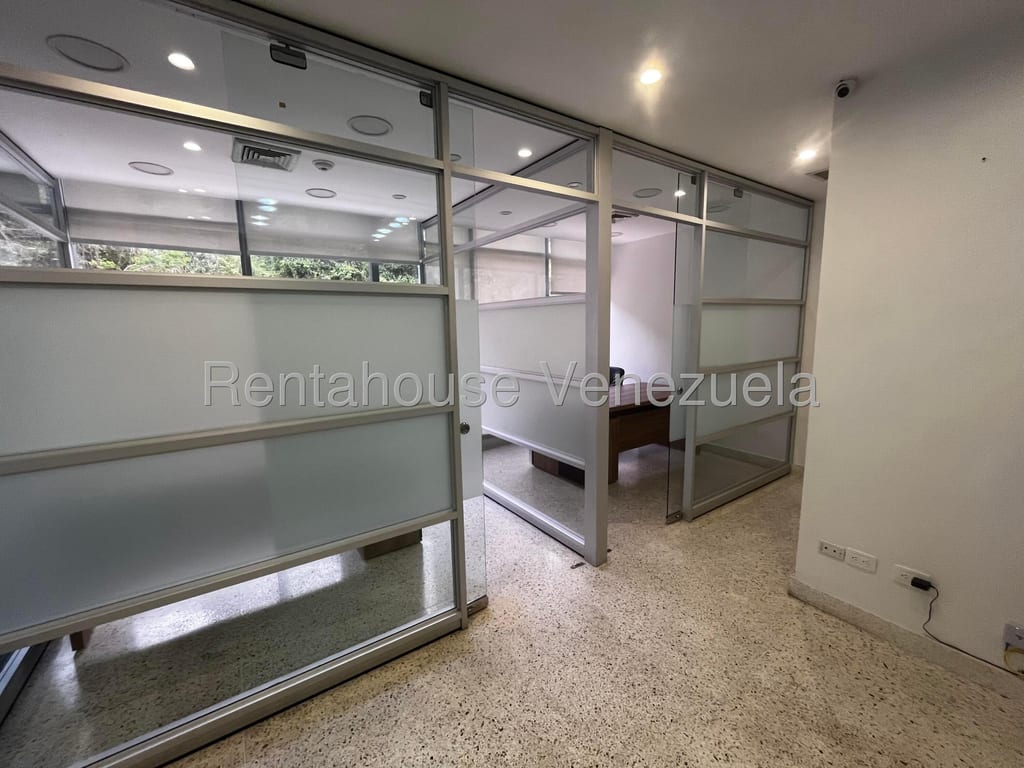 Oficina en La Trinidad, Caracas