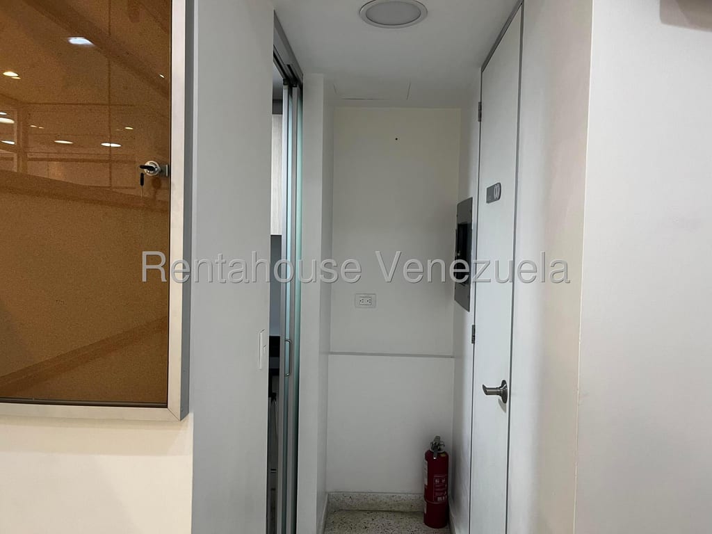 Oficina en La Trinidad, Caracas