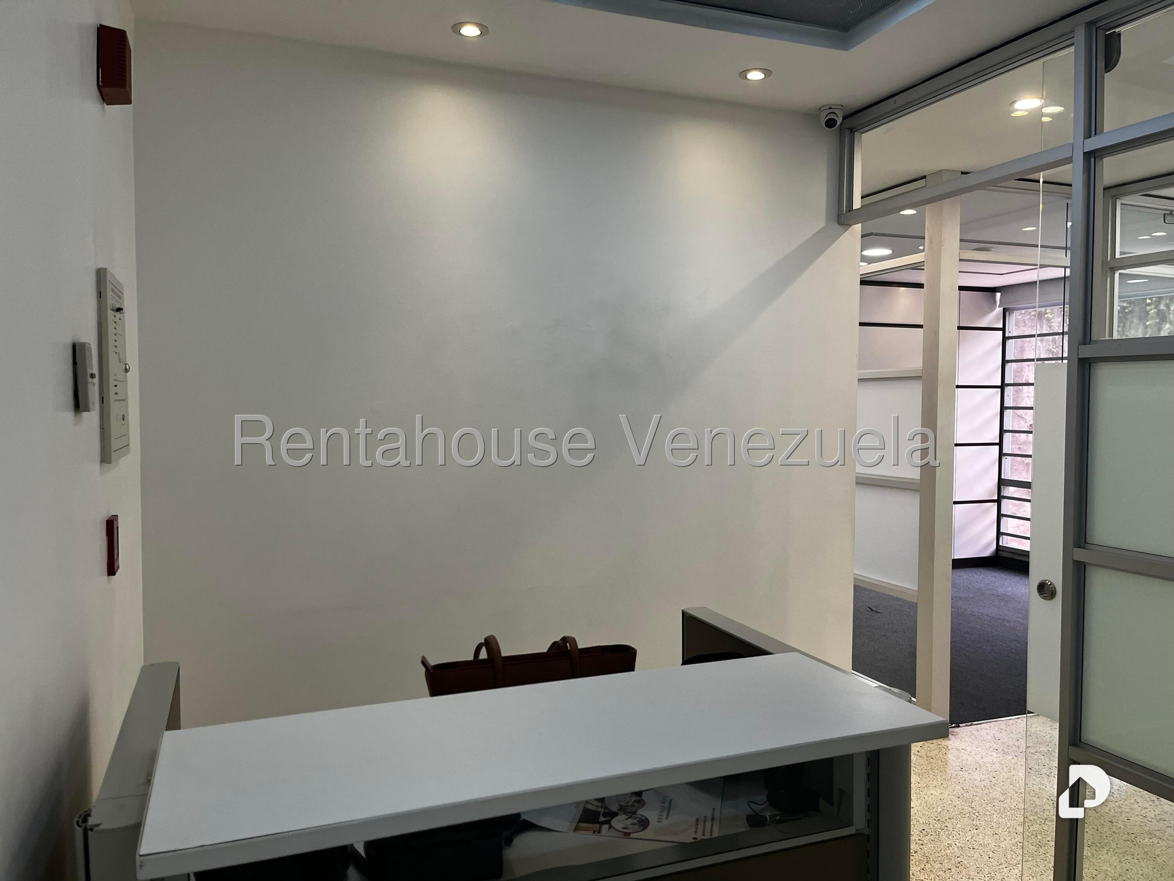 Oficina en La Trinidad, Caracas – 2