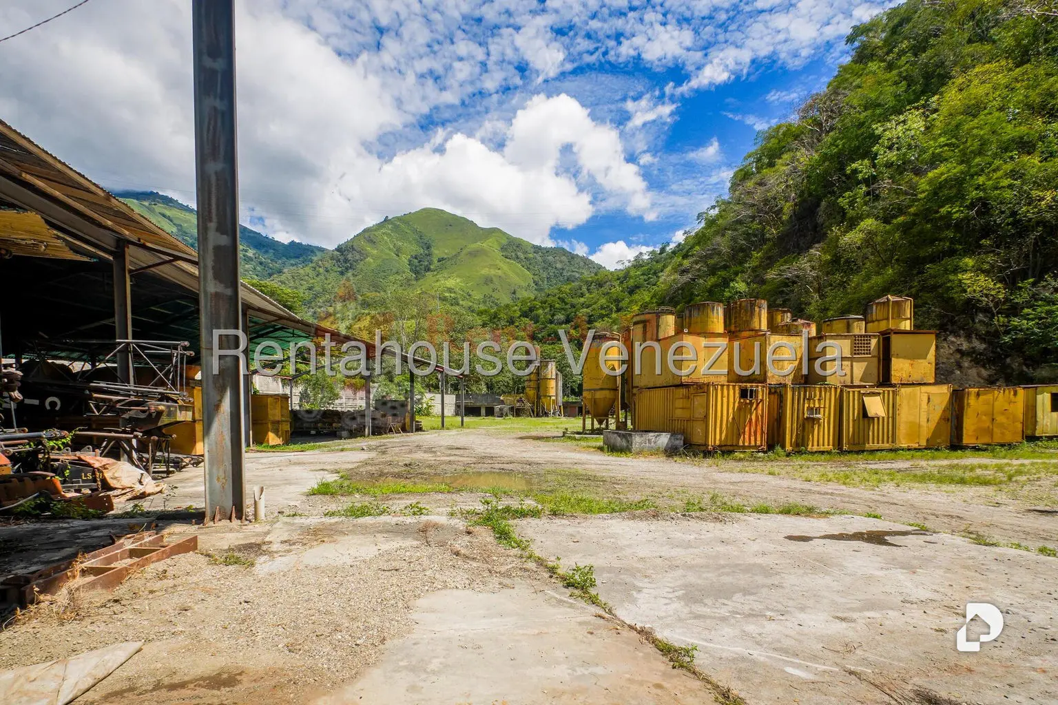 Local comercial en La Castellana, Caracas – 18