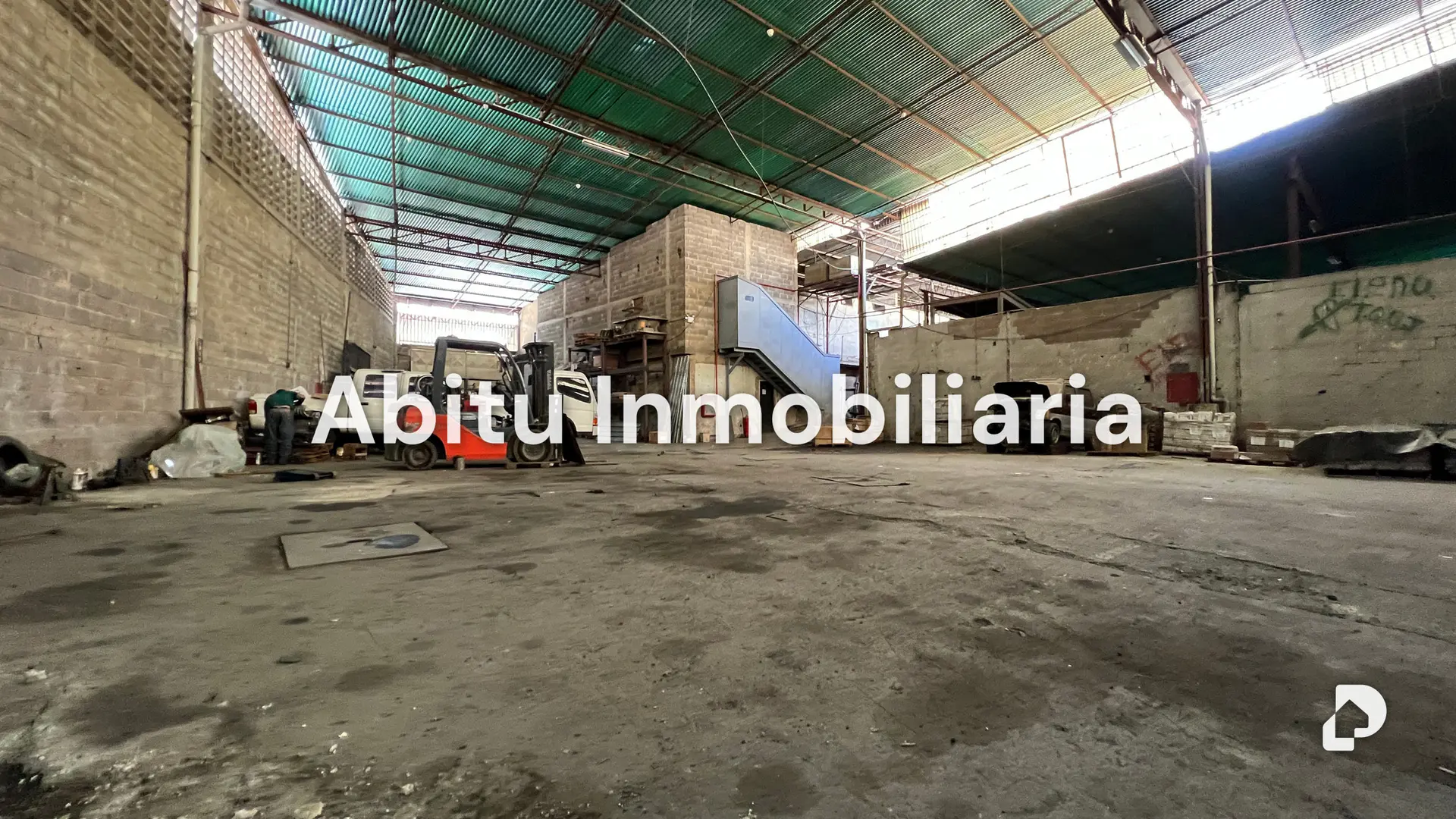 Warehouse in La Bandera, Caracas – 12